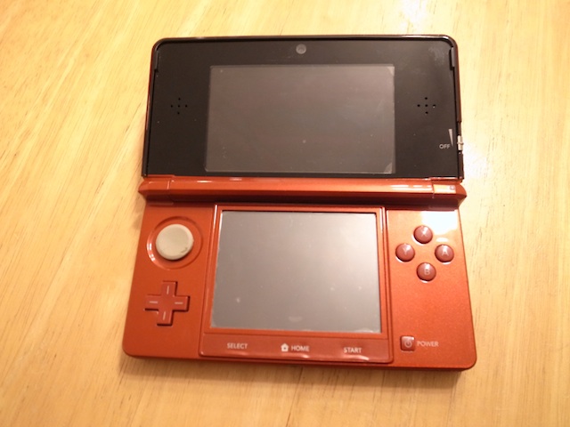 任天堂3DS　Rボタン修理　新宿のお客様