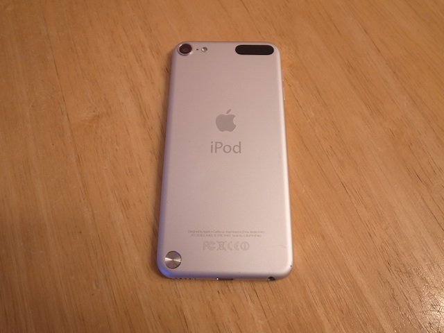 ipod touch5バッテリー交換　修理　下北沢のお客様