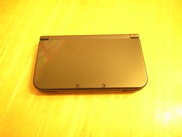 任天堂new3DSLL　ZRボタン修理　新宿のお客様