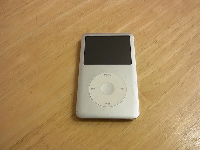 ipod classic/任天堂3DS/イヤホン修理　吉祥寺のお客様
