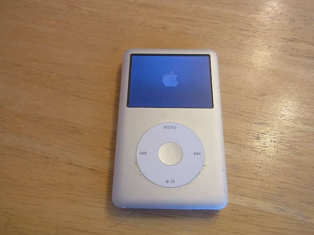 ipod classic/任天堂3DS/イヤホン修理　下北沢のお客様