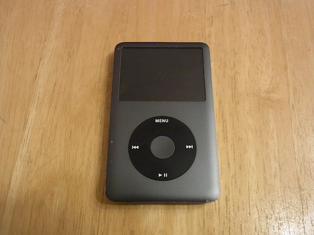 ipod classic大容量化/イヤホン/任天堂3DS修理　秋葉原のお客様