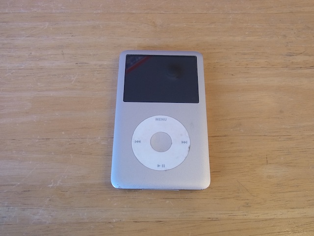 ipod classic大容量化/イヤホン/任天堂3DS修理 秋葉原のお客様