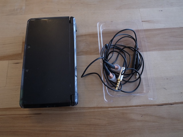 イヤホン/ipod classic/任天堂3DS修理　立川のお客様
