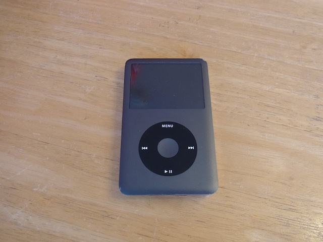 ipod classicイヤホン故障/イヤホン/任天堂3DS修理　吉祥寺のお客様