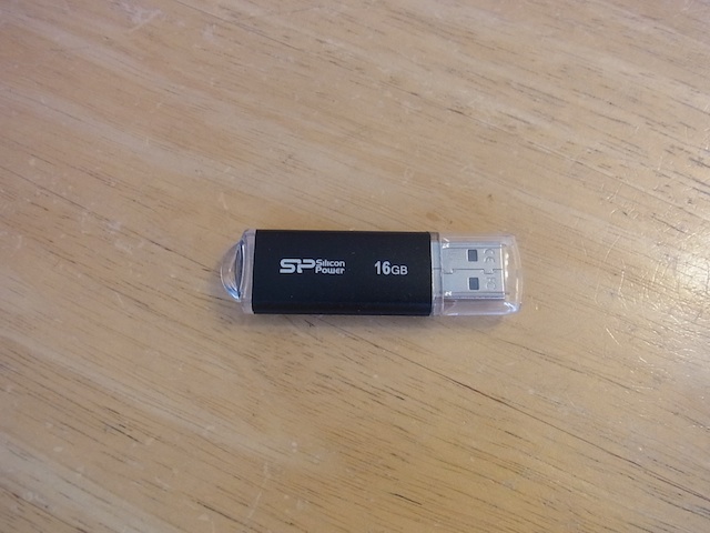 USBメモリ　データ消去・データ復元　立川のお客様