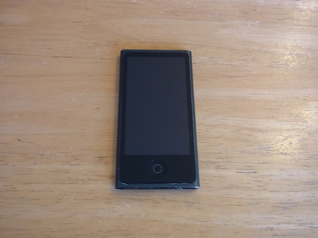 広島のお客様よりipod nano7の宅配修理がありました。