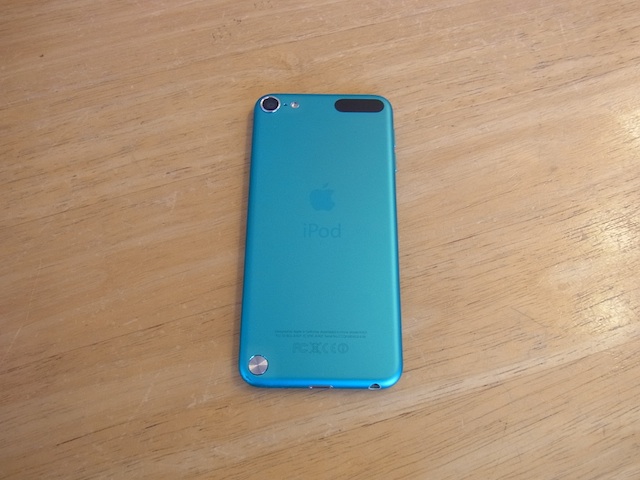三鷹よりipod touch5の修理でご来店