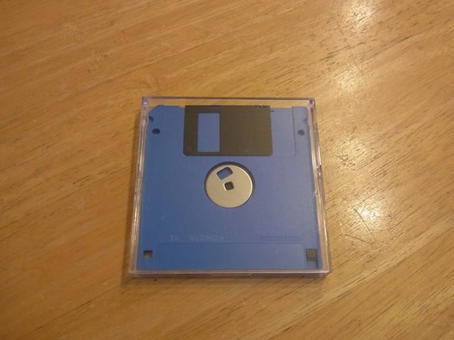 ワープロフロッピーのデータ変換/ワープロ郵送修理　福岡のお客様