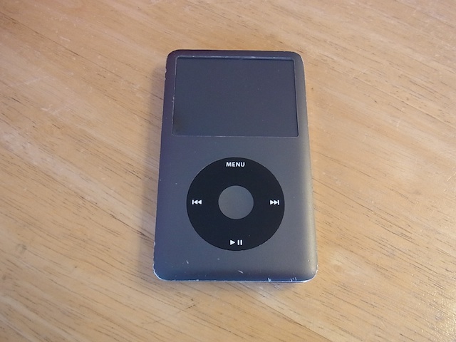 荻窪のお客様からipod classic/ipod nano7の修理でご来店がありました。