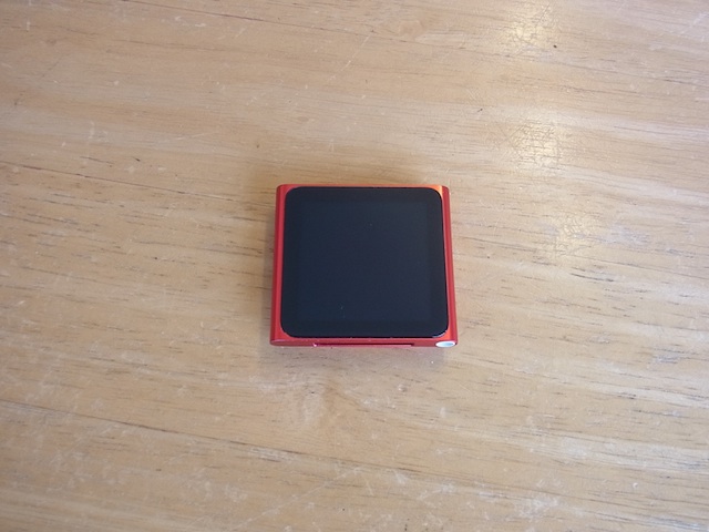 北海道のお客様よりipod nano6の宅配修理がありました。