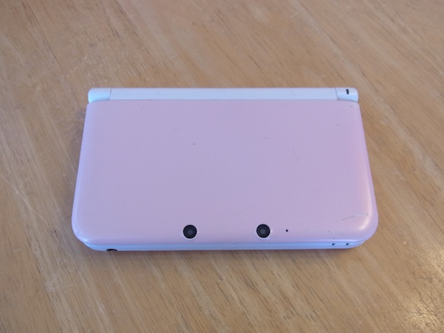 任天堂3DSLL電源落ちる/修理　上野のお客様