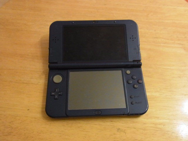 任天堂3DS下液晶故障　日野市で任天堂3DSの宅配修理なら！