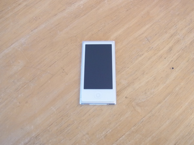 神戸　iPod nano7宅配修理のご案内　郵送キット発送します！