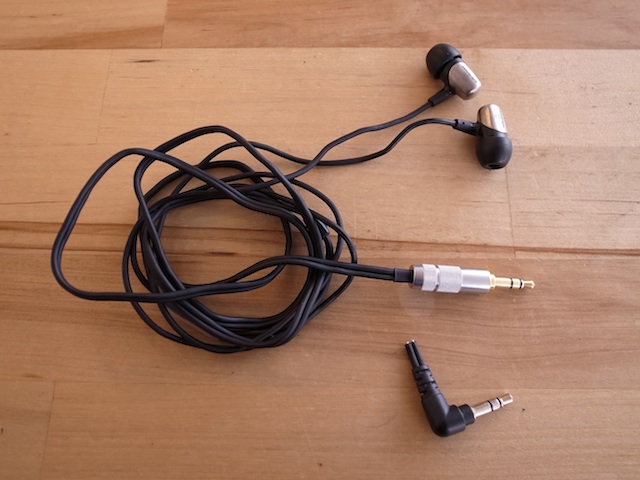 イヤホンプラグ交換修理店 新宿のお客様