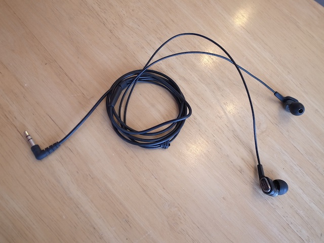 愛知県のお客様　イヤホン断線故障/カスタム　宅配修理　郵送キット発送します！