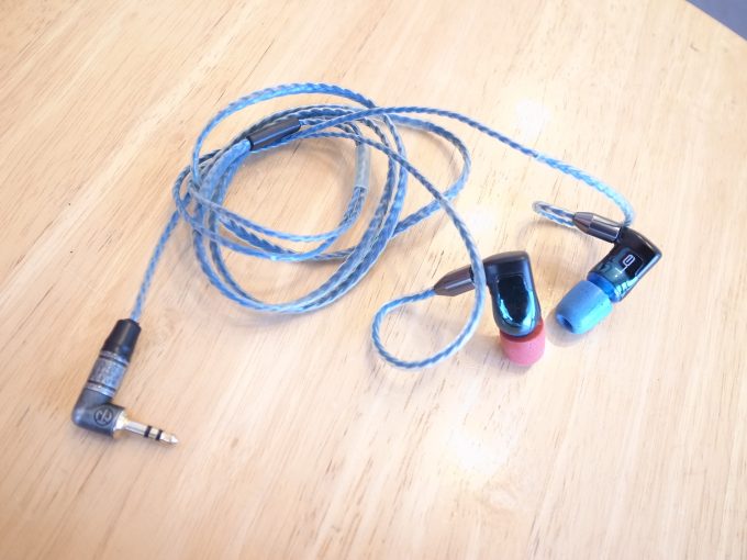 名古屋のお客様 イヤホン断線故障/脱着部分故障 宅配修理 郵送キット発送