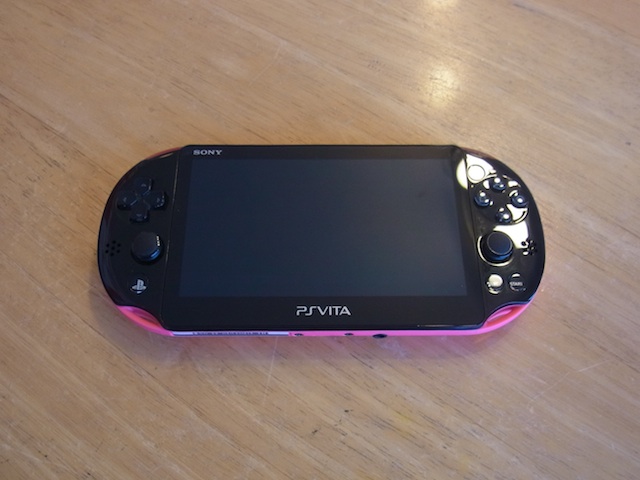 岡山市のお客様　PSvita2000アナログスティック故障　宅配修理　郵送キット発送