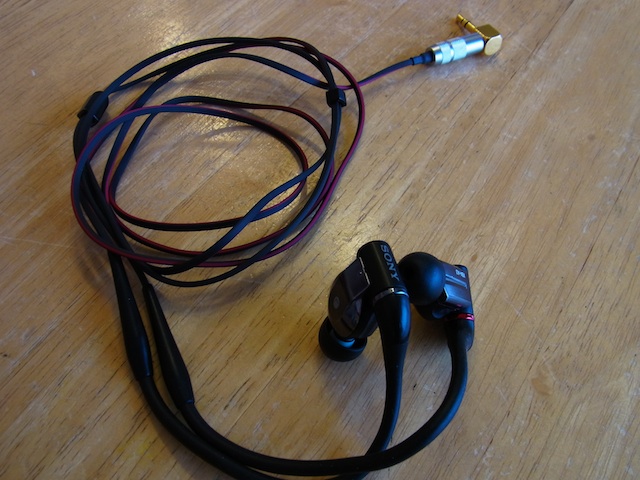 渋谷からご来店　イヤホン断線故障修理/MMCX化　スマートサウンド吉祥寺