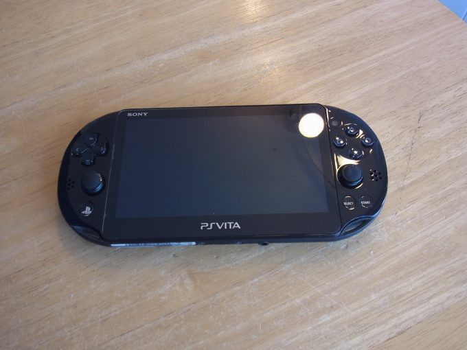 佐世保市から宅配修理 PSvita2000ボタン故障修理