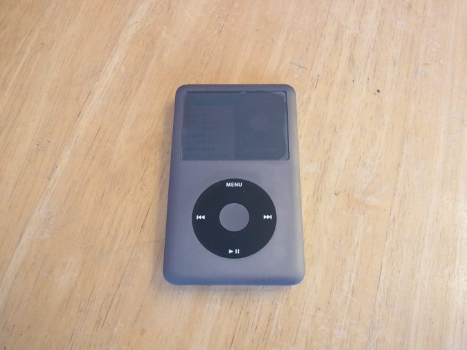三鷹でiPod classic修理店をお探しなら スマートファボ吉祥寺へぜひ!