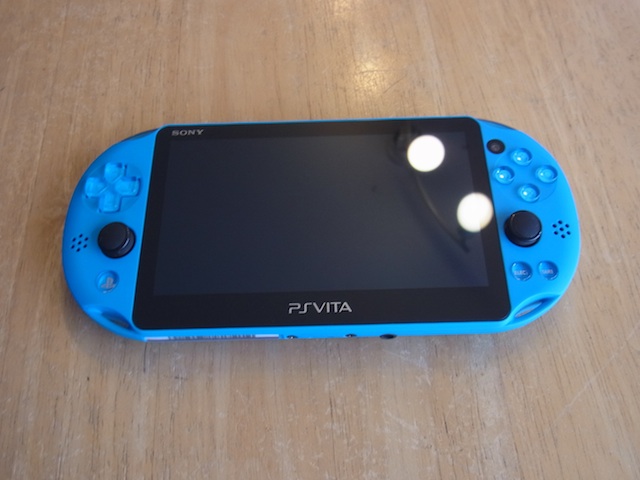 桶川から宅配修理 PSvita2000アナログスティック故障