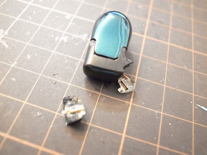 UE10pro イヤホン脱着部分故障・ピン折れ・シェル割れ　埼玉のお客様　郵送キット発送 