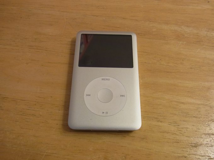 品川のお客様　iPod classic起動しない　宅配修理　宅配キット発送
