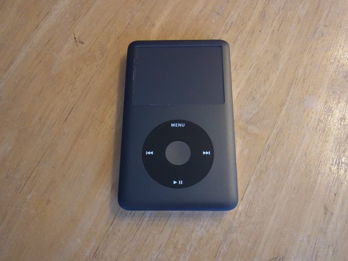 甲府のお客様　iPod classicハードディスク故障　宅配修理
