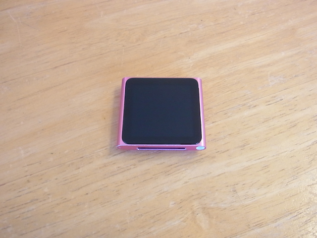 品川のお客様　iPod nano6電源ボタン故障　宅配キット発送