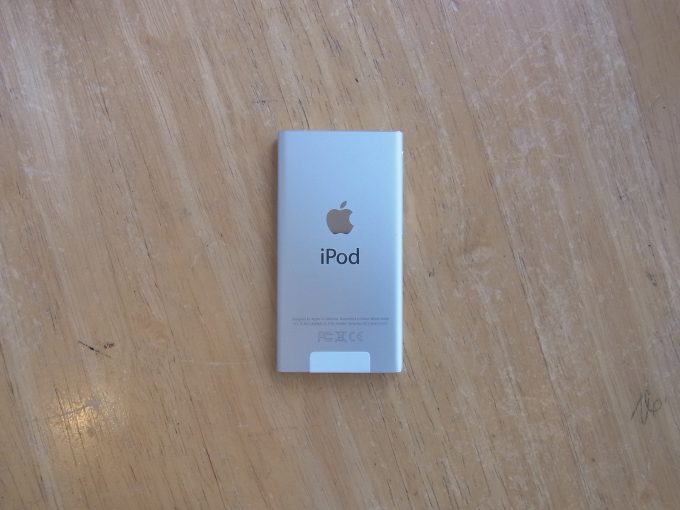吹田市のお客様　iPod nano7画面割れ故障　宅配キット発送