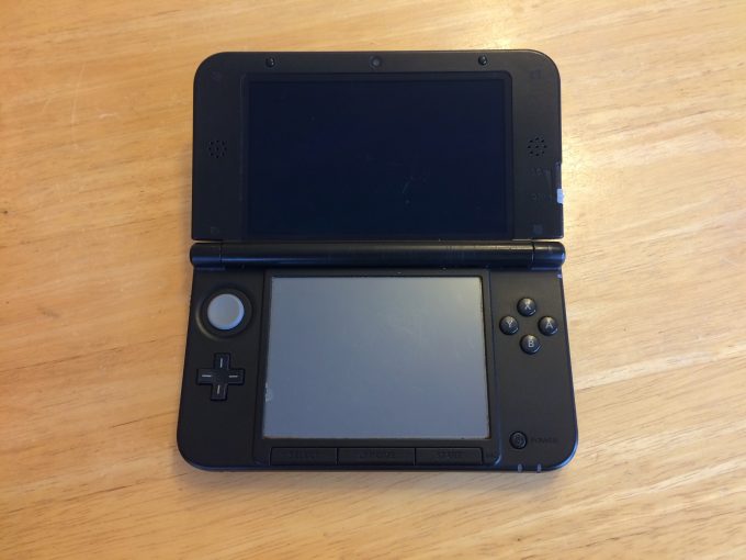 久喜市のお客様　任天堂3DS電源が落ちる　宅配修理