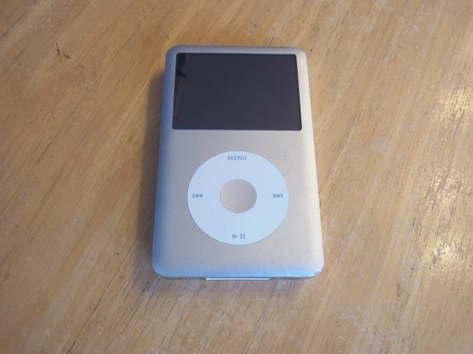 新橋のお客様　iPod classic同期ができない　宅配キット発送