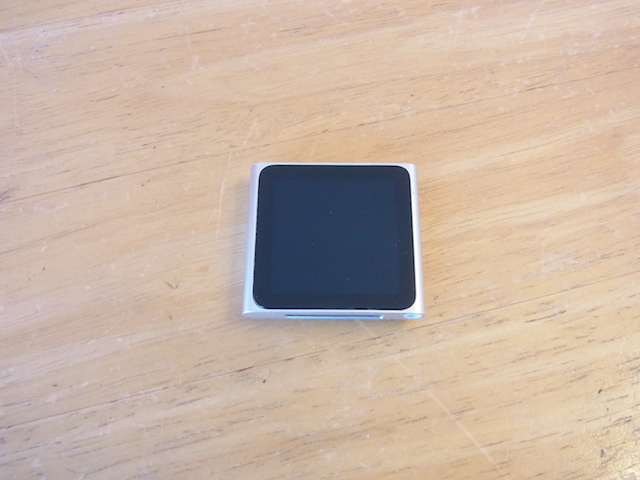 岡崎市のお客様　iPod nano6電源ボタン故障　宅配キット発送
