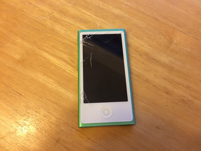 北九州市のお客様　iPod nano7画面割れ修理　宅配キット発送