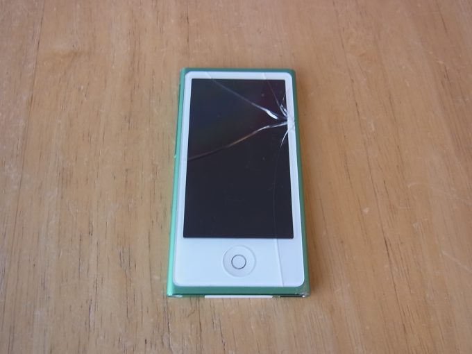 上越市のお客様　iPod nano7画面割れ故障修理　宅配キット発送