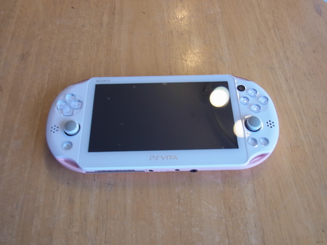 下関市のお客様 PSvita2000のアナログスティック故障 宅配修理
