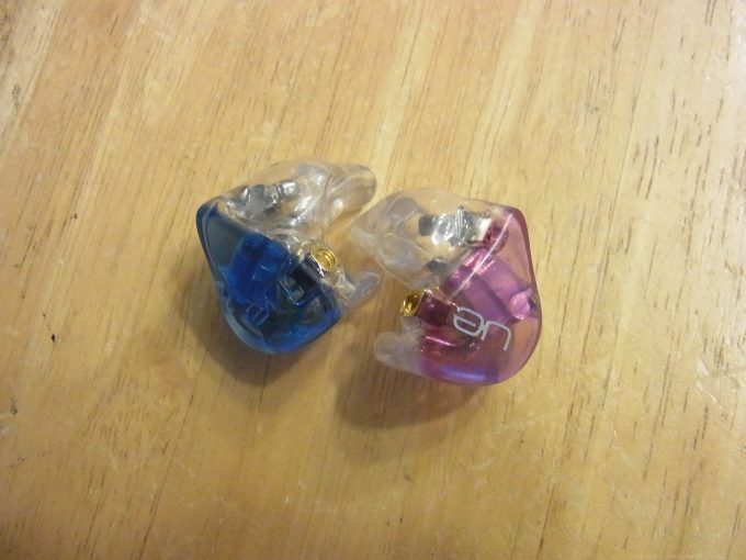 大阪のお客様 UE11Proイヤホン修理/MMCX化　宅配キット発送