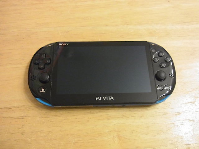 松阪市から宅配修理 PSvita2000アナログスティック修理