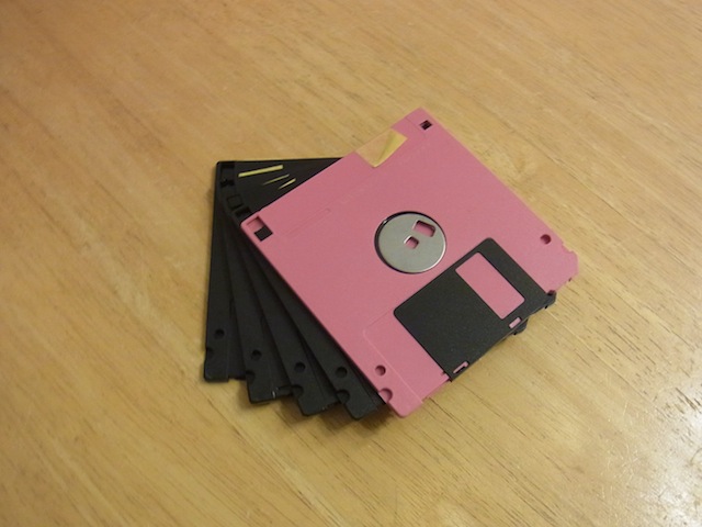 浜松のお客様 フロッピーデータ変換受付ています!