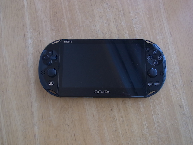 福井市のお客様 PSvita2000/iPod classicの宅配修理のご案内