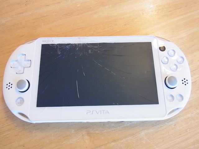 富士宮市　PSvita2000/iPod classicの宅配修理のご案内 
