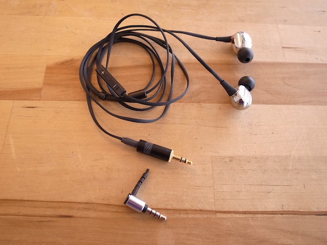 渋谷のお客様 イヤホン断線故障/プラグ付け替え 簡単宅配キット