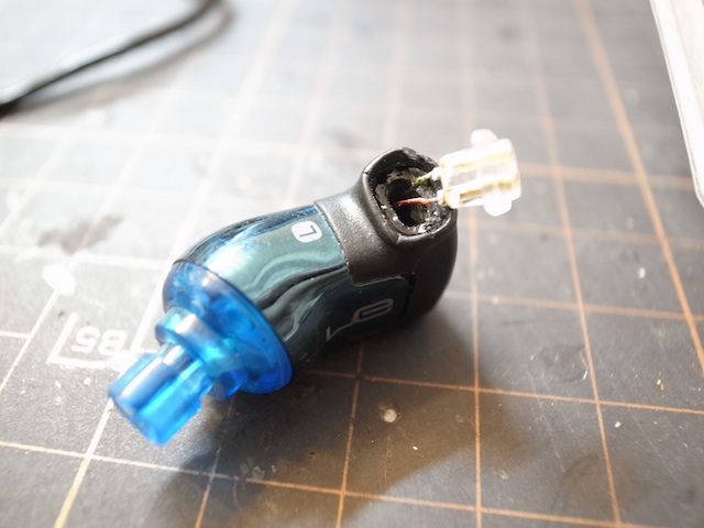 福岡のお客様　イヤホン脱着部分故障/MMCX化　簡単宅配キット