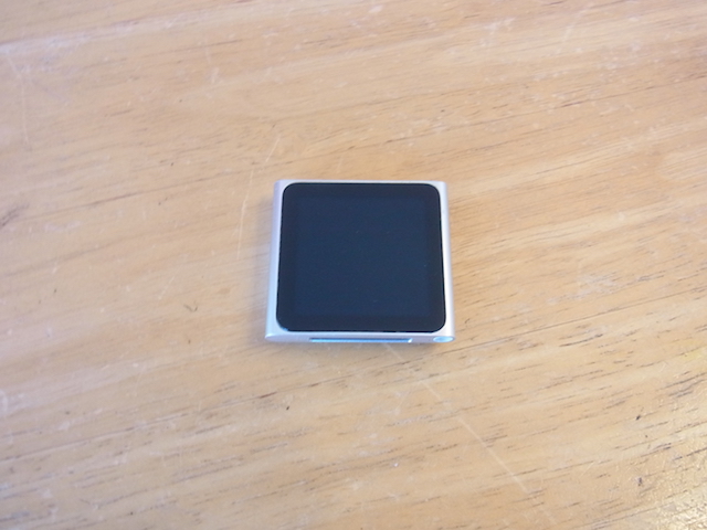 朝霞市のお客様　iPod nano6電源ボタン故障　簡単宅配キット