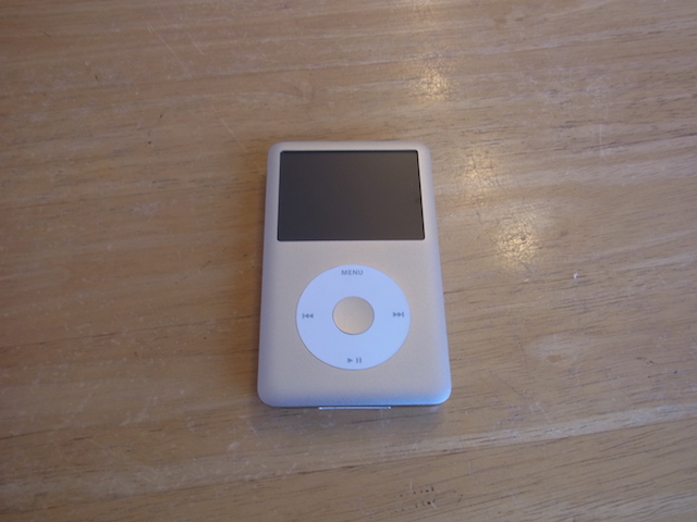 市川市のお客様　iPod classicイヤホジャック修理　簡単宅配キット 