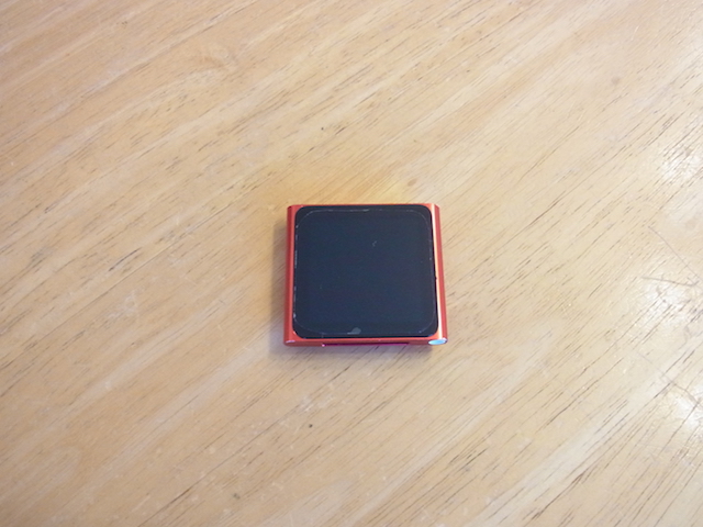 久喜市のお客様　iPod nano6電源ボタン修理　簡単宅配キット