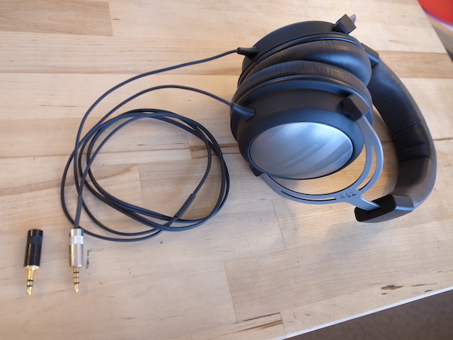 広島のお客様 ヘッドホン修理/リケーブル 宅配修理