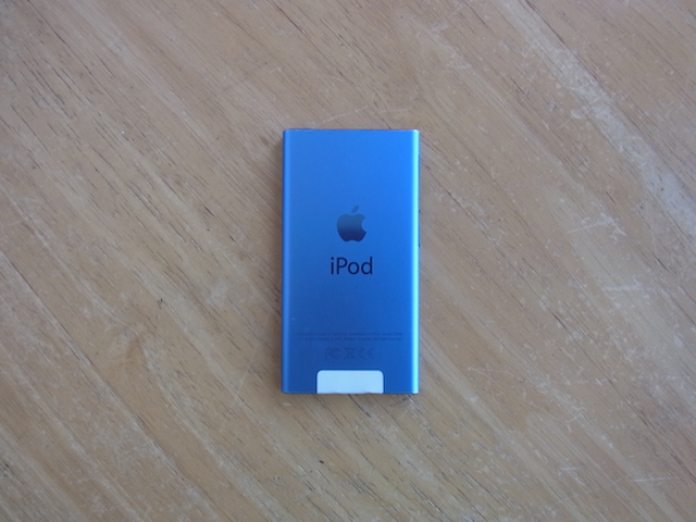 綾瀬のお客様　iPod nano7画面故障　宅配キットで簡単修理