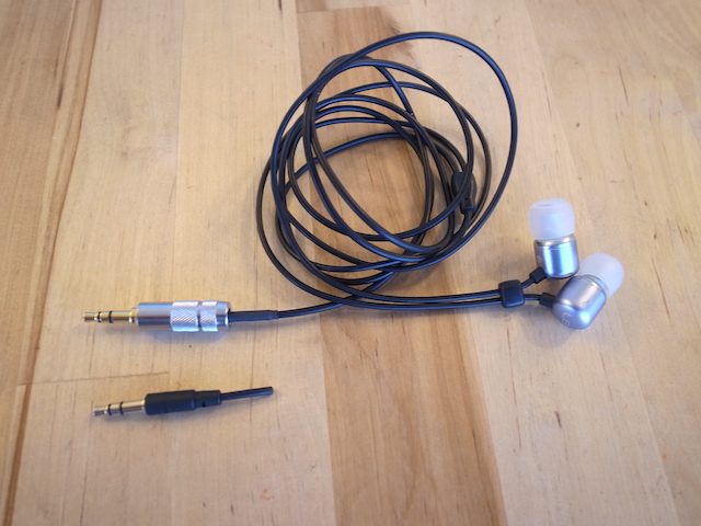 浜松のお客様 イヤホンプラグ付近断線 宅配キットで簡単修理